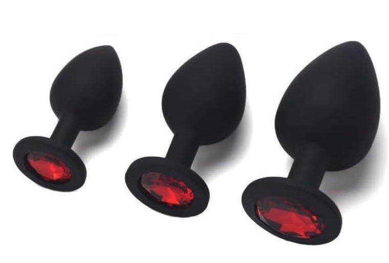Silicone anal plug adorned with a stone