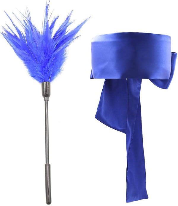 Le Marquis — Bandeau satin et plumeau bleu — vue ensemble