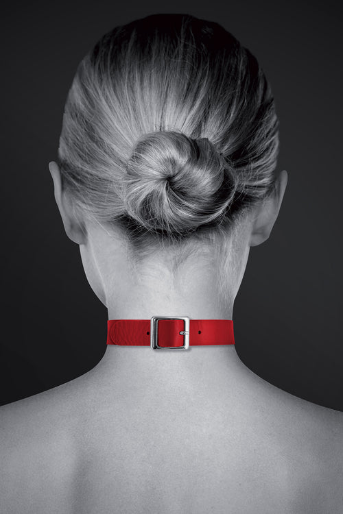 Collier ras de cou BDSM rouge – fermeture boucle dos