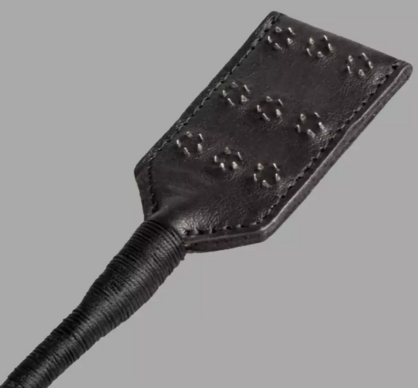 LE MARQUIS by Lady Mary "Sharp-pointed whip"